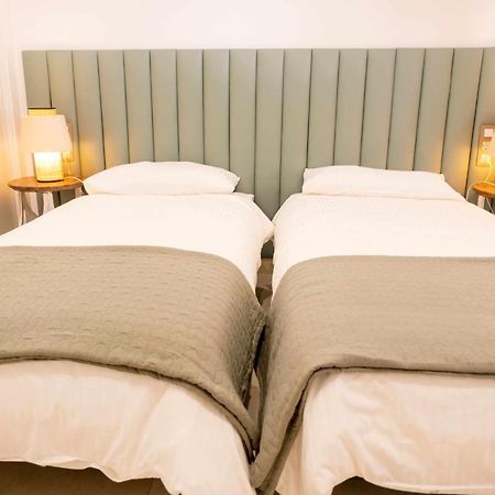 Luxury Apartments Sabi Waikiki Con Garaje 科拉雷侯 外观 照片